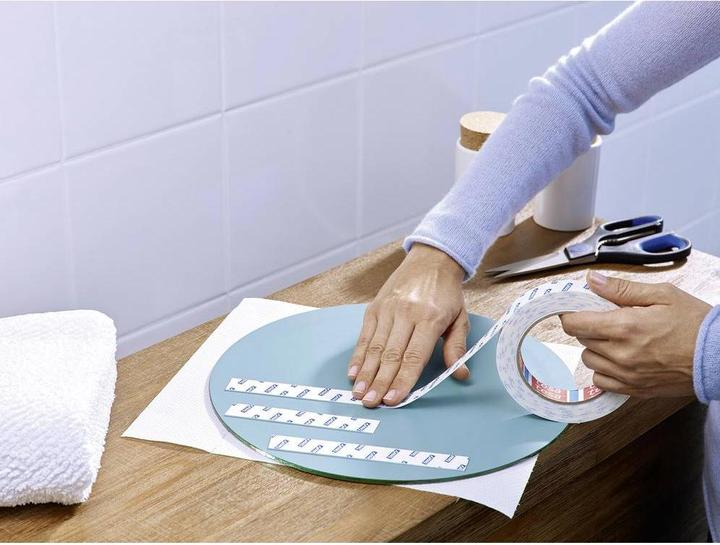 Productafbeelding tesa Montagetape voor tegels en metaal (19 mm)