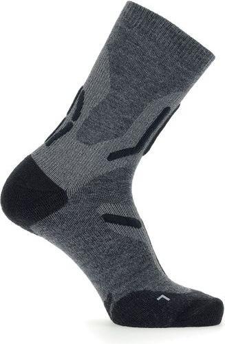Nero, Grigio medio