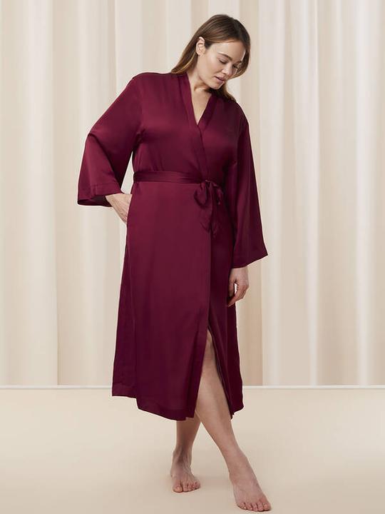 Actual product image Triumph Satin Kimono (44, 45, 46)
