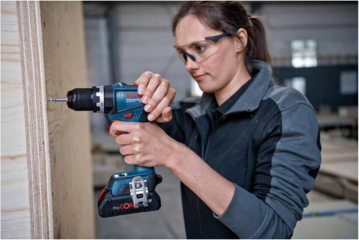 Produktbild Bosch Professional GSB 18V-90 C (Akkubetrieb)