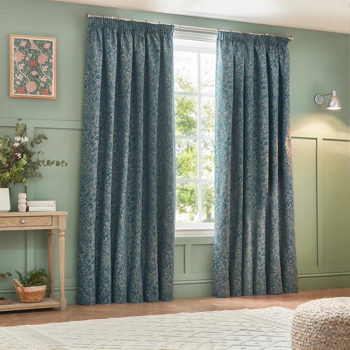 Wedgewood blue