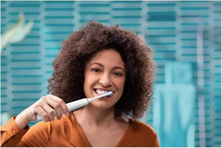 Actual product image Philips Sonicare DiamondClean 9000 (Sonic toothbrush)