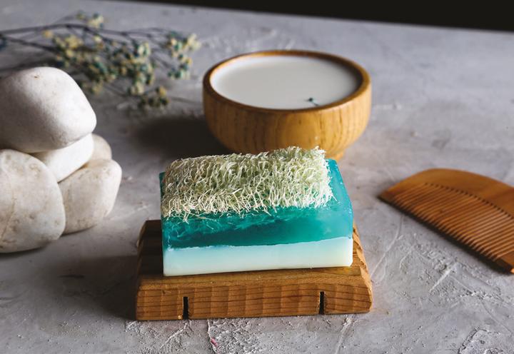Image du produit MyBiolio Savon naturel lait d'ânesse-eucalyptus avec fibres de courge (Savon dur)