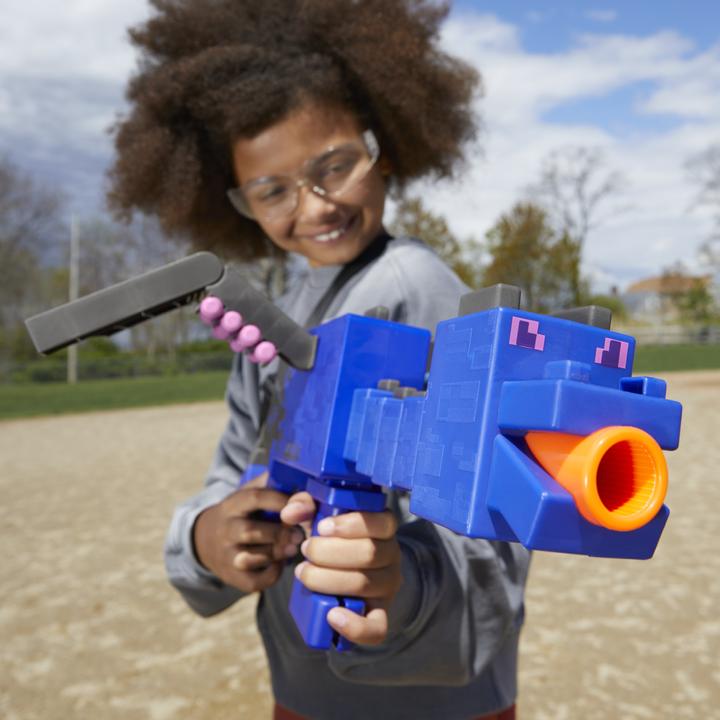 Image du produit Hasbro Blaster Ender Dragon Minecraft et 12 fléchettes Nerf Elite
