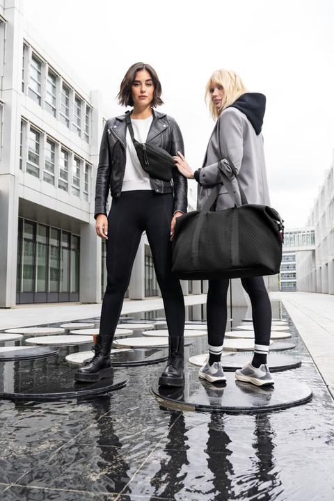 Actual product image reisenthel extralite beltbag mesh black