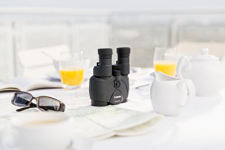 Actual product image Canon 10x30 IS II (10 x, 30 mm)