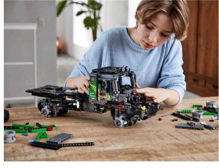 Produktbild LEGO Mercedes-Benz Zetros Offroad-Truck (42129, LEGO Technic)