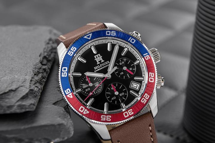 Produktbild Tommy Hilfiger TH85 Chronograph Herrenuhr 1792166 + BOX (Chronograph)