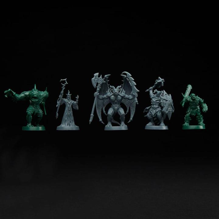 Actual product image Hasbro Gaming HeroQuest (English)