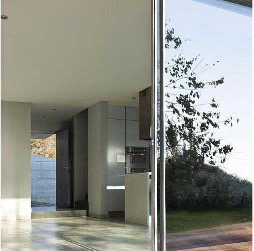 Produktbild D-C-Fix Spiegel-Fensterfolie (90 x 150 cm)