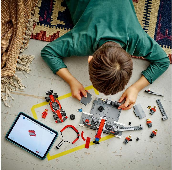 Immagine prodotto LEGO F1 Boxenstopp mit Boxencrew und Ferrari Flitzer (60443, LEGO City)