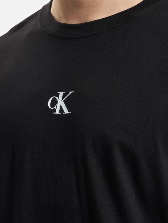 Actual product image Calvin Klein Jeans Stripe Colorblock T-Shirt - 102733 (M)
