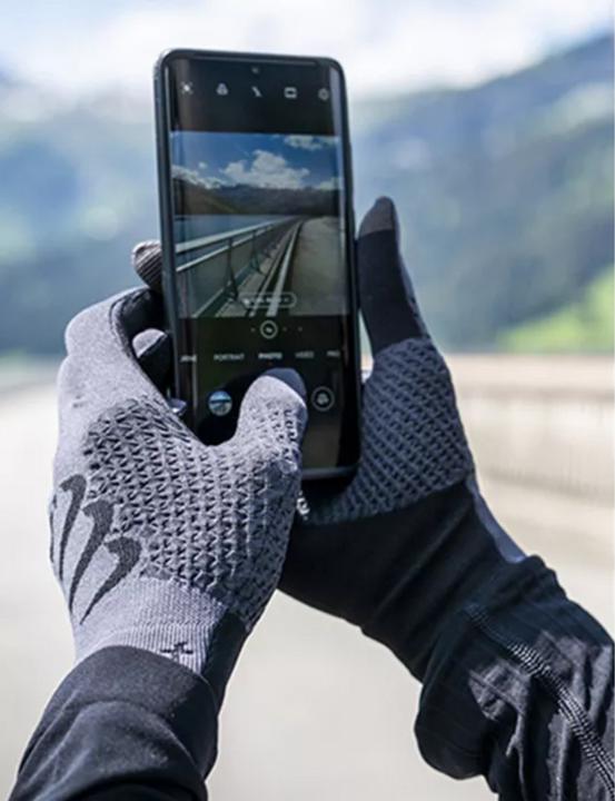 Productafbeelding Compressport 3D Thermo Handschoenen (S, M)
