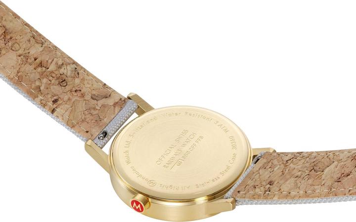 Produktbild Mondaine Classic - von der Natur inspiriert - Ip Gold (Analoguhr, 40 mm)