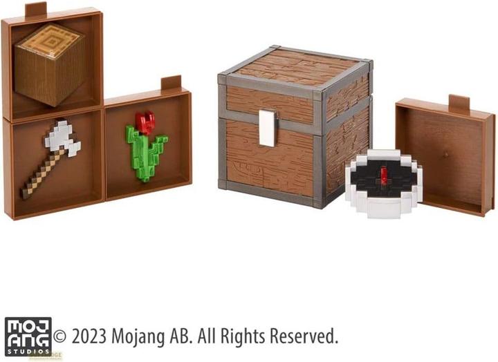 Actual product image Noble Collection Minecraft Loot Chest Forest 10 cm