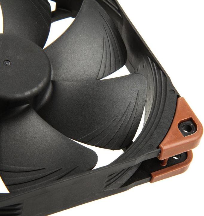 Actual product image Noctua Nf-A14 Ppc 2000 3-Pin (140 mm, 1 x)