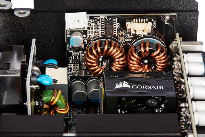 Actual product image Corsair SF750 Platinum (750 W)