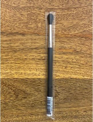 Actual product image MAC Cosmetics 224S Tapered Blending (Eye shadow)