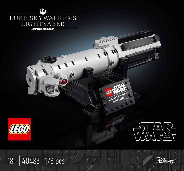 Actual product image LEGO Luke Skywalker's lightsaber (40483, LEGO Star Wars)