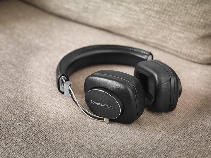 Actual product image Bowers & Wilkins P7 Wireless (17 h, Wireless)