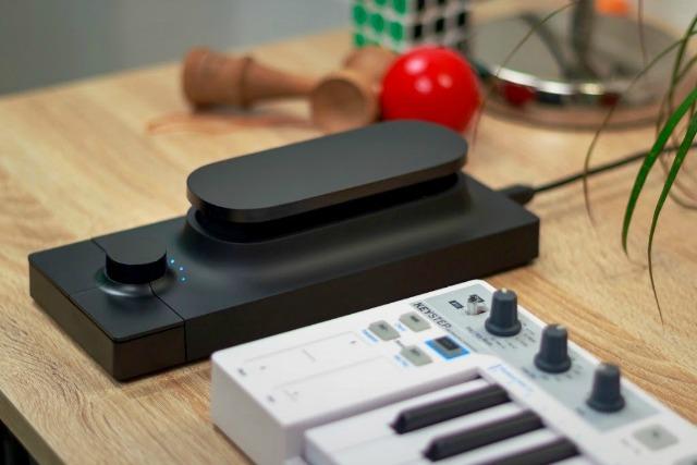 Actual product image Expressive E Touché SE (Controller)