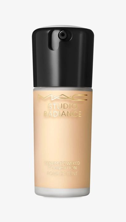 Produktbild MAC Cosmetics M.A.C. Studio Rad Serum Pow Fond de Teint NC15 (NC15)