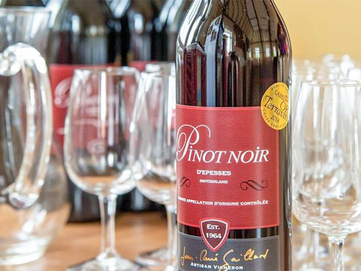 Image du produit Smartbox Cours d’oenologie et dégustation de 6 vins pour 2 dans un domaine classé par l'Unesco à Épesses (2 pers.)