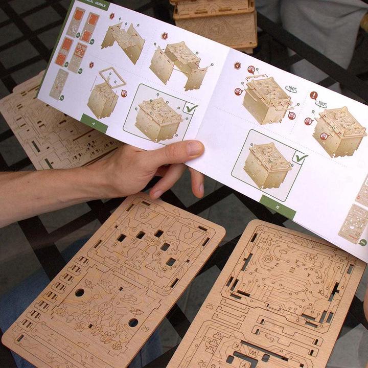 Produktbild Escape Welt Orbital Box - Knobelbox Bausatz (Deutsch)