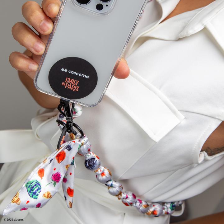 Produktbild Caseme Perlentuchkette für Smartphone zum Thema Emily in Paris
