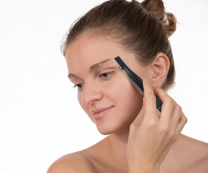 Produktbild Adler AD 2934b Eyebrow trimmer