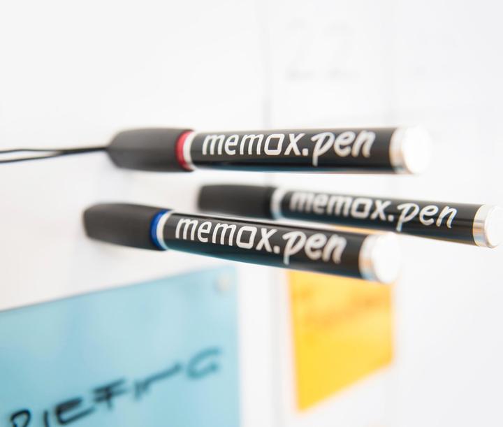 Actual product image Memox Pen Magnetic (Blue, Red, Black)