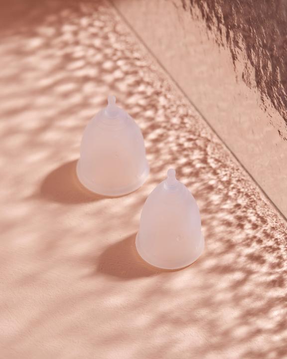 Produktbild Yoni Menstruationstasse - Grösse 2 - 100 medizinisches Silikon