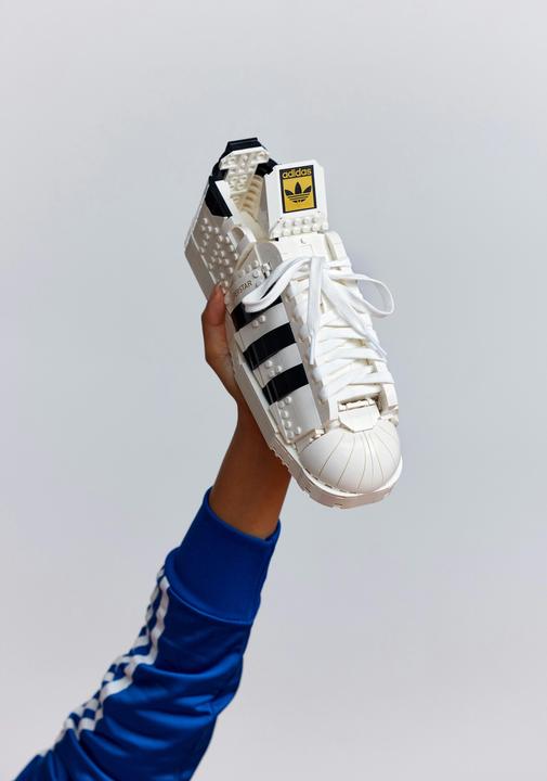 Actual product image LEGO Adidas Originals Superstar (10282, LEGO Icons)