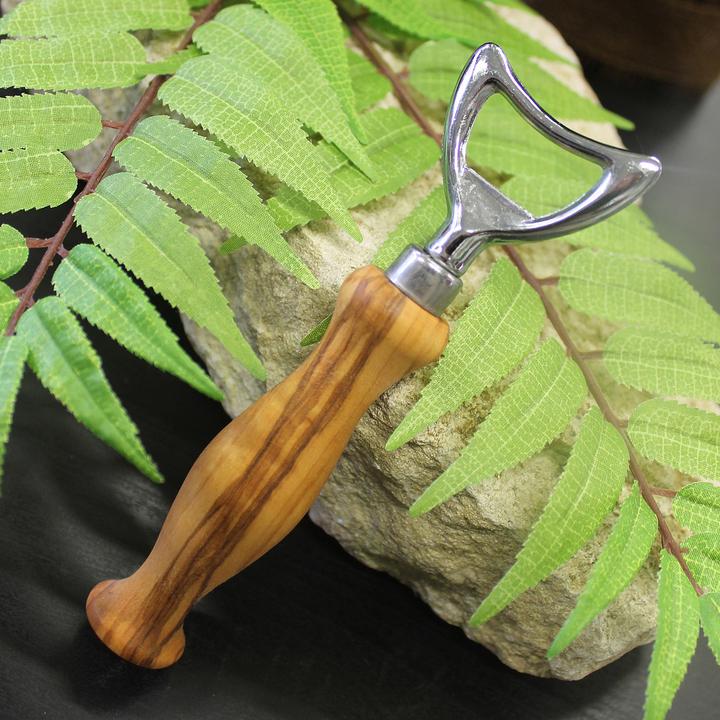 Produktbild Natura Punto Kapselheber, Griff aus Olivenholz, schönes Holzmuster, 15 x 4 x 3cm (Kapselheber)