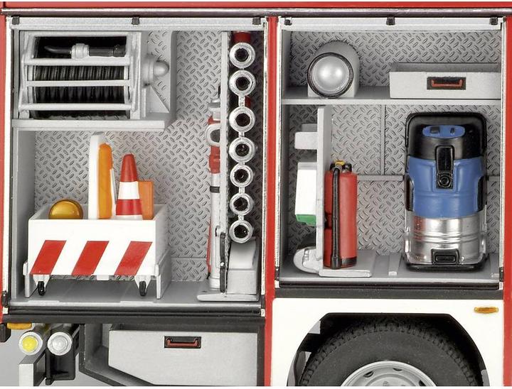 Actual product image Revell Schlingmann HLF 20 VARUS 4x4