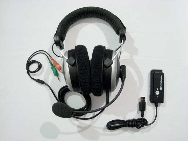 Produktbild QPAD QH-1339 Professional Gaming Headset