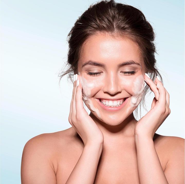 Produktbild Neutrogena Mizellenwasser (Mizellenwasser, 400 ml)