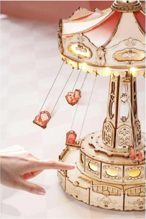 Actual product image Rokr Music Box Chain Roundabout