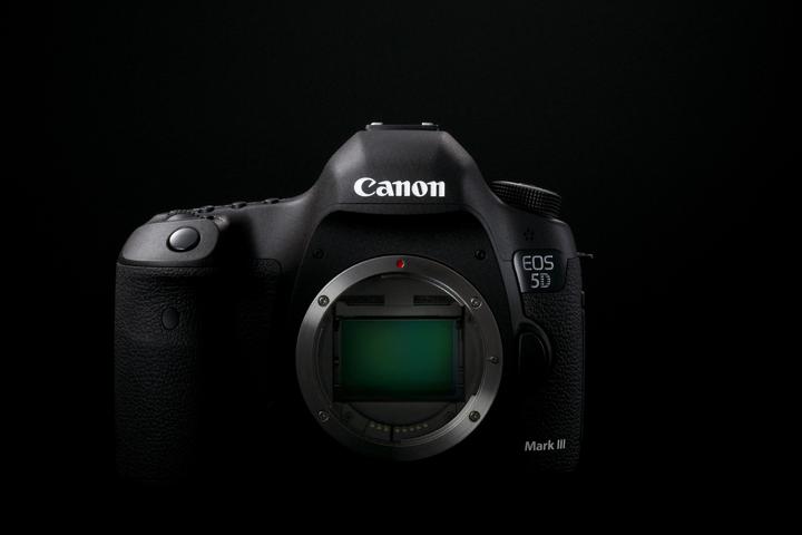 Actual product image Canon EOS 5D Mark III Body, 3-year premium warranty (22.30 Mpx, Full frame)