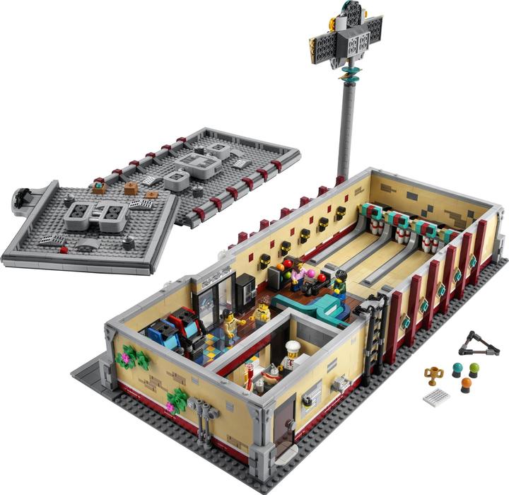 Actual product image Bricklink Retro Bowling Alley 910013