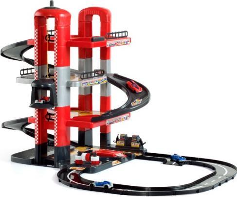 Molto Parking and rails