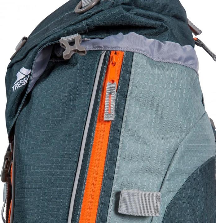 Actual product image Trespass Trek (33 l)