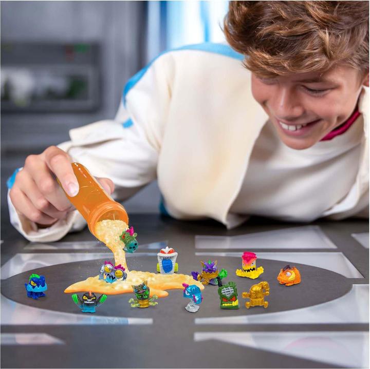 Actual product image Moose Mr Beast Lab Biomites Mega assorted