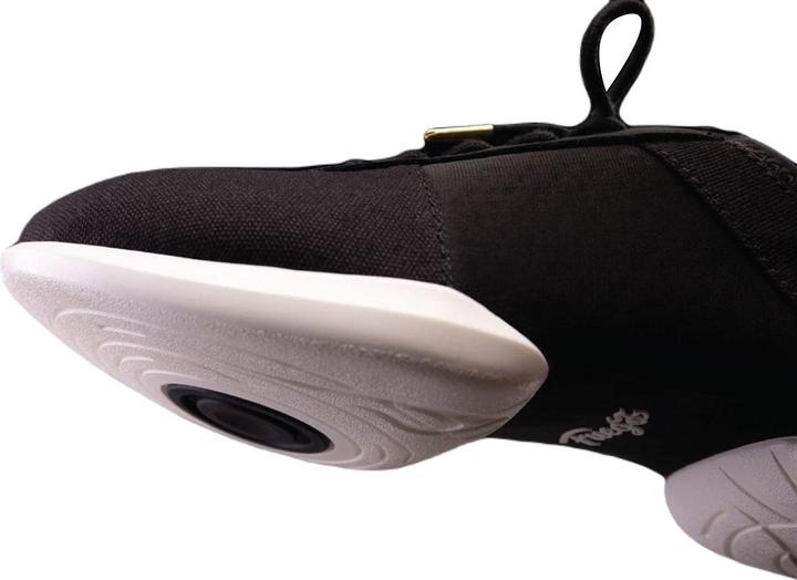 Actual product image Fuego Dance Sneakers (39)