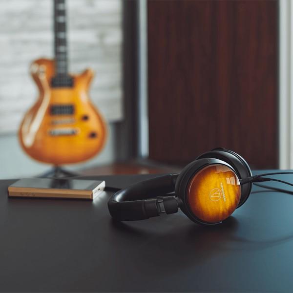 Actual product image Audio-Technica ATH-WP900 (No noise cancelling, Cable)