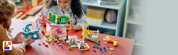 Produktbild LEGO Heartlake City Gemeinschaftszentrum (41748, LEGO Friends)