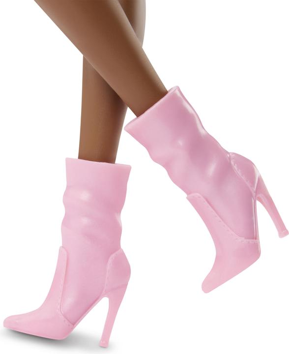 Actual product image Barbie Signature Looks 21 - Tall, Braids, Pink Skirt Outfit