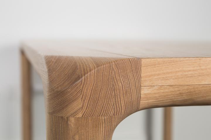 Actual product image Zuiver Storm (180 x 90 x 75 cm)