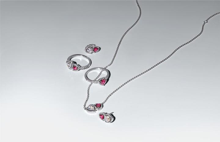Produktbild Pandora Necklace with pendant Halo Hearts (Silber 925, 45 cm)