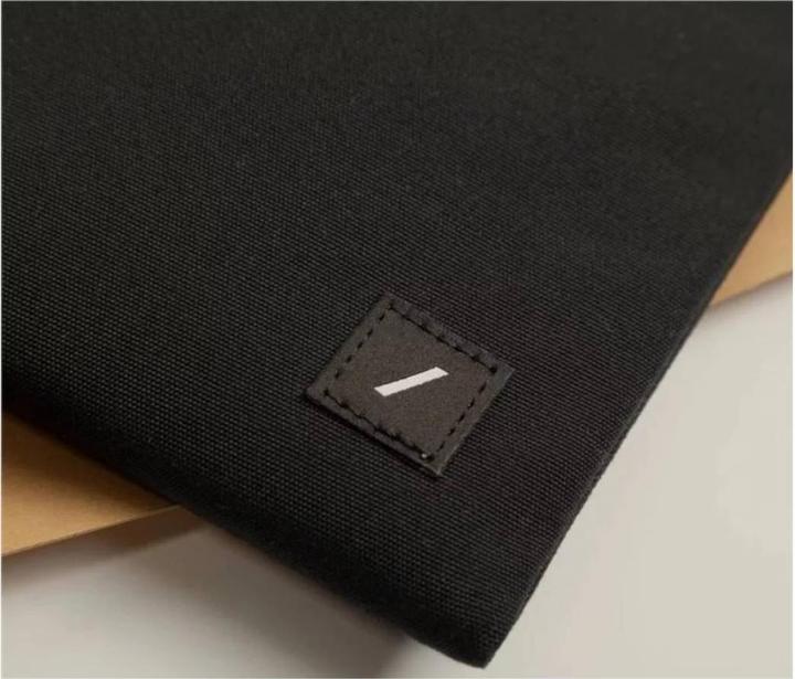 Image du produit Native Union W.F.A Sleeve pour MacBook Pro 16 noir MacBook Pro 16 (16.20")